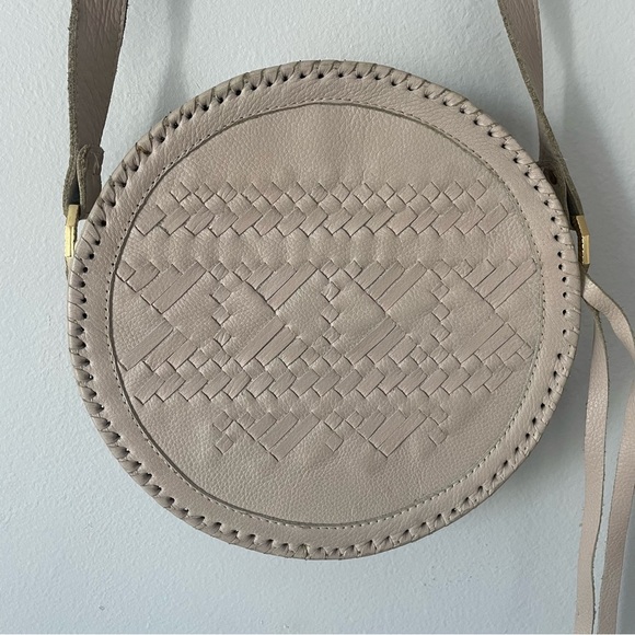CLEOBELLA ROUND CROSSBODY - Picture 2 of 4